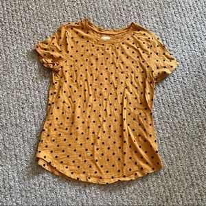 Old Navy Tee